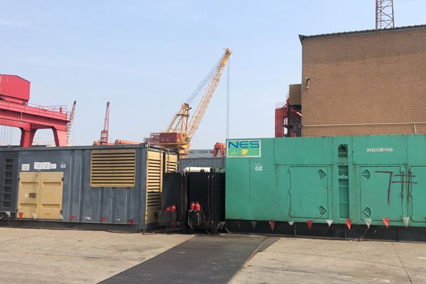 路北发电机出租空气滤清器的清洁频率是多少？